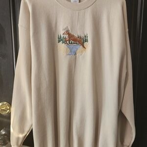 Gildan Beige Crewneck Sweater with Moose Design